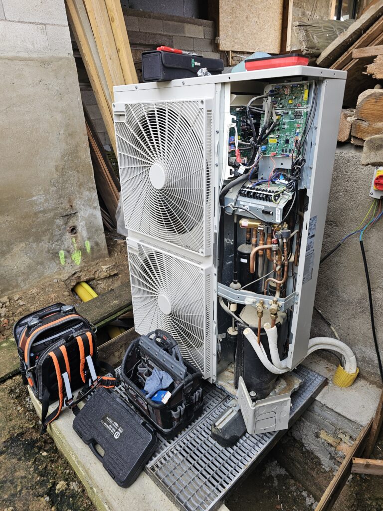 Mise en service de votre PAC AIR EAU à Montbéliard